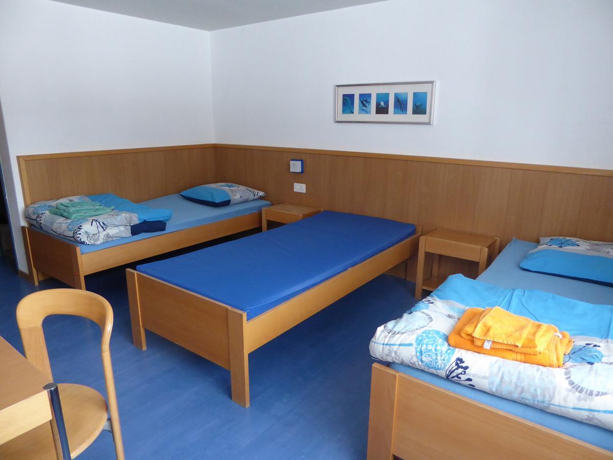 Casa Popolo Andermatt Hostel Buitenkant foto