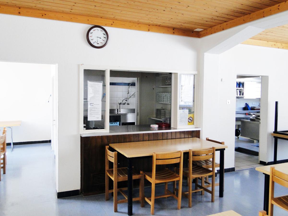 Casa Popolo Andermatt Hostel Buitenkant foto