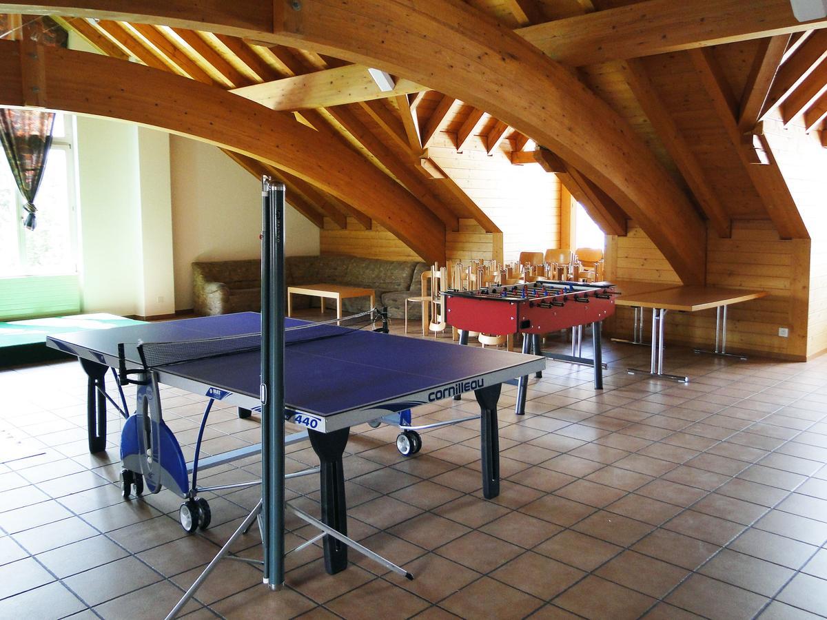 Casa Popolo Andermatt Hostel Buitenkant foto
