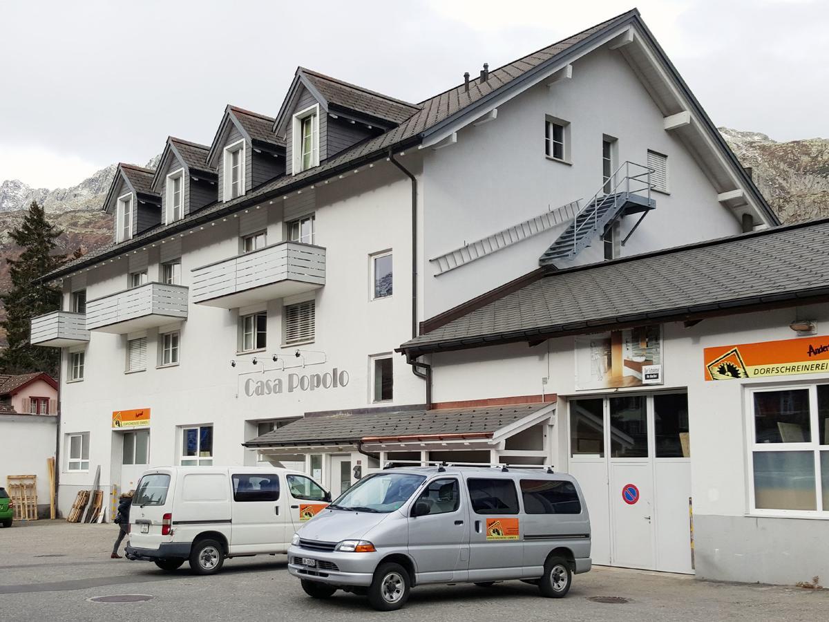 Casa Popolo Andermatt Hostel Buitenkant foto